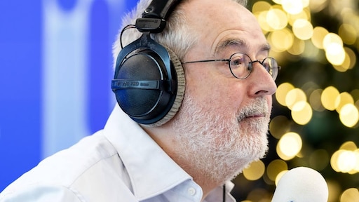 Ronald Giphart hoopt op 'vriendschap' met luisteraars na opvolging Frits Spits