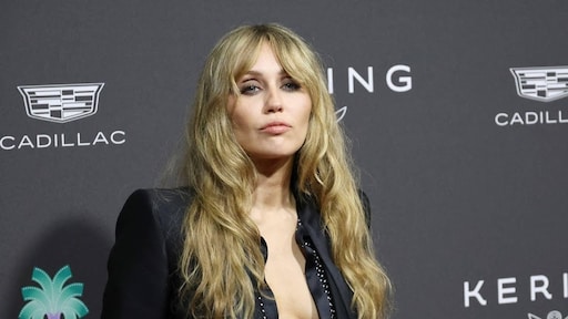 Miley Cyrus hekelt gevoel van concurrentie tussen artiesten