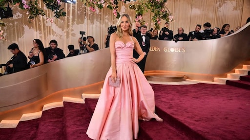 Nikki Glaser eert Rob Reiner tijdens Golden Globes