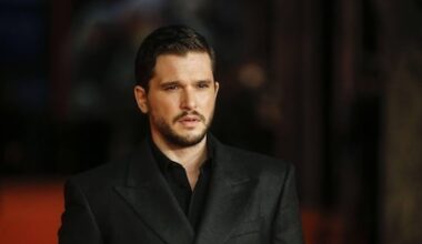 Kit Harington was 'echt boos' om petitie ander einde Game of Thrones: 'Hoe durf je?'