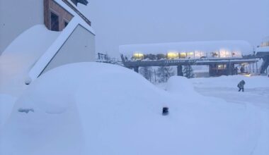 bizarre beelden van de sneeuwdump