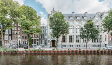 John de Mol doet slimme zet met voormalig appartement van zoon Johnny. Zie foto