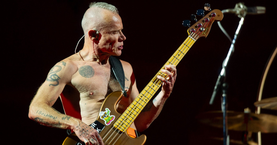 Flea (bassist & medeoprichter Red Hot Chili Peppers) in mei met band naar Paradiso