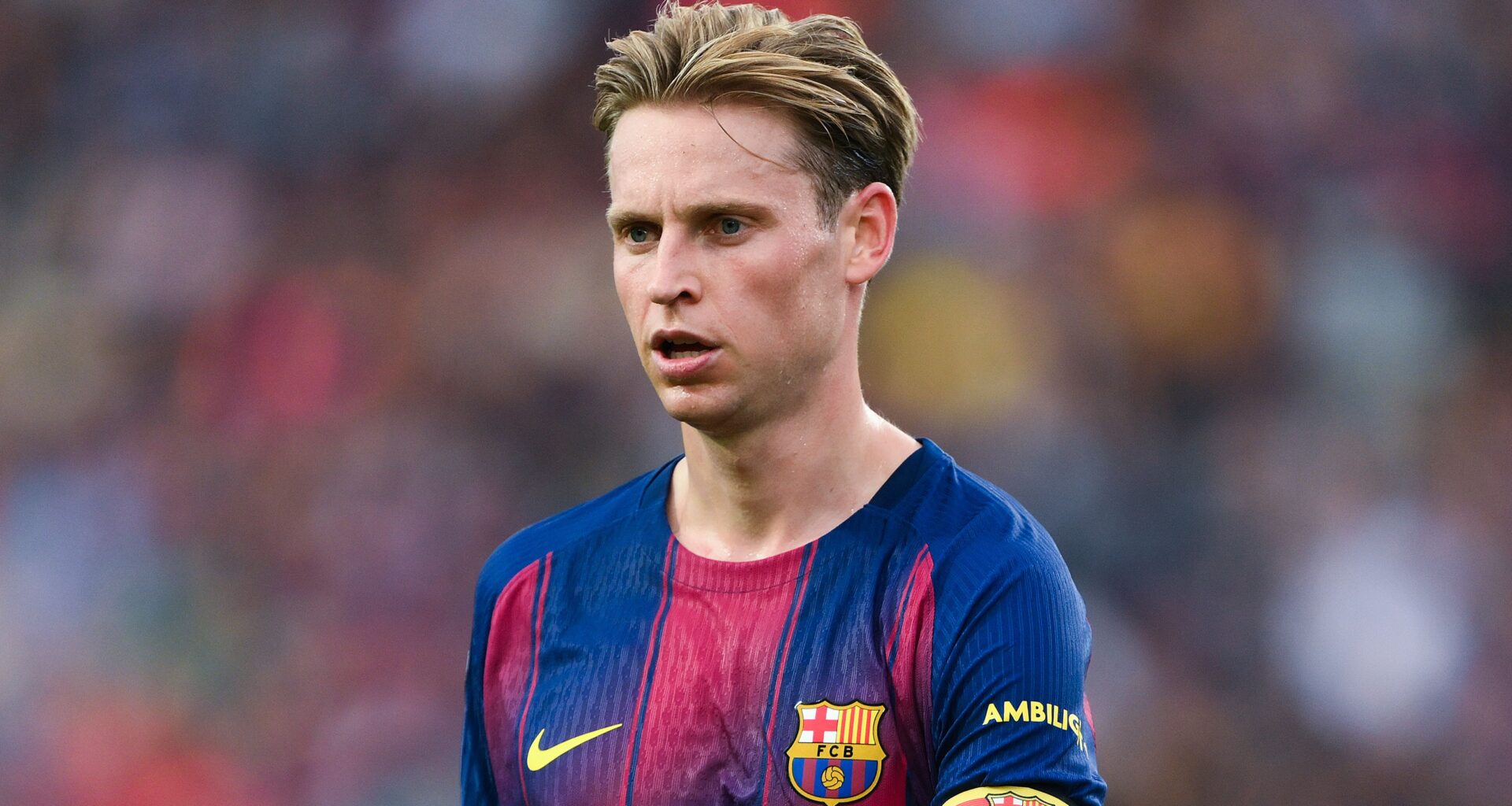 Frenkie de Jong informeert bij 35-voudig Oranje-international: 'Hoe is het daar?'