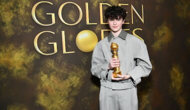 Adolescence-acteur Owen Cooper jongste Golden Globes-winnaar voor beste bijrol: 'Onwerkelijk'