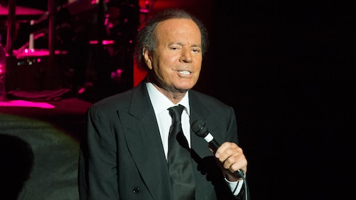 Onderscheiding voor Julio Iglesias mogelijk ingetrokken
