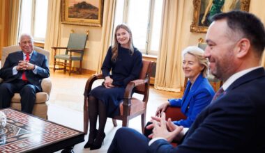 Elisabeth ontvangt EU voorzitters, Mathilde bij Nieuwjaarsreceptie