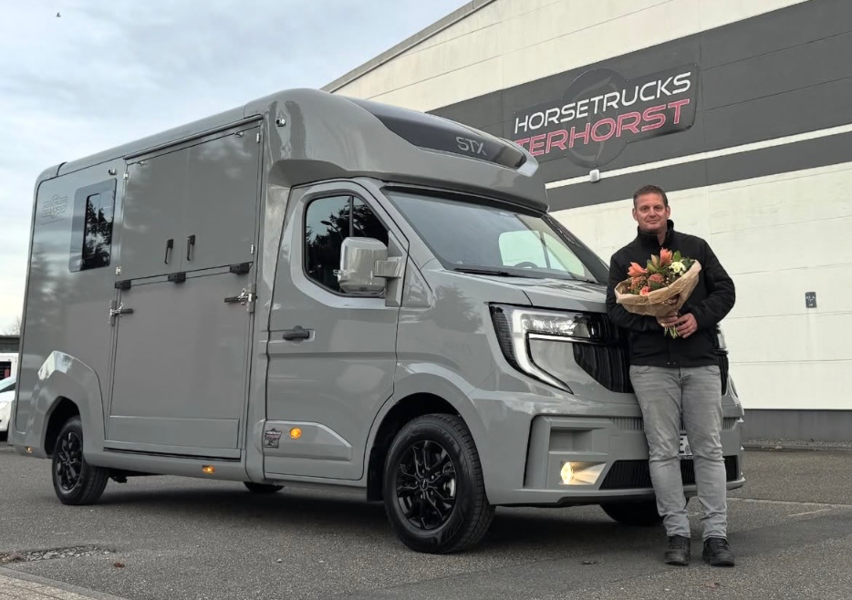 Ergernis over "nieuwe paardentrailer" failliete dakdekker