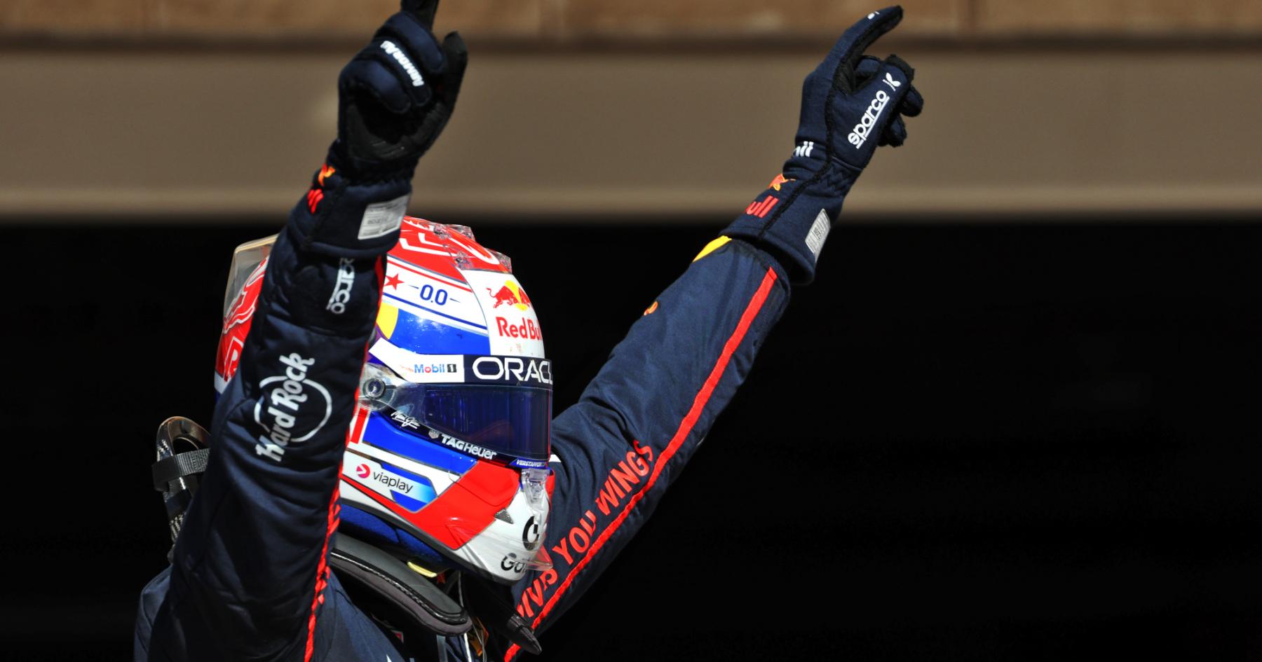 Hoe verhoudt de 28-jarige Verstappen zich tot de 28-jarige Hamilton en Schumacher?