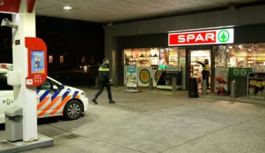 Paniekmoment bij tankstation eindigt in aanrijding: 'Ik vind het verschrikkelijk wat er is gebeurd'
