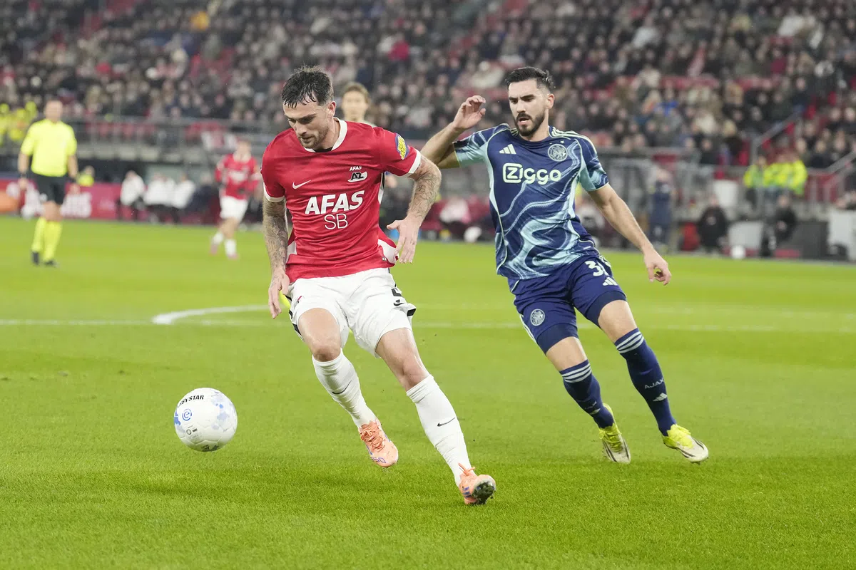 Vink schrikt van Ajax-speler: 'Even serieus... Een pupillenfout!'