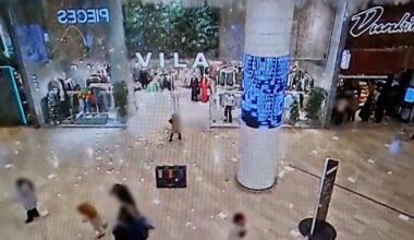 Zwaar vuurwerk ontploft tussen winkelend publiek - RTV Utrecht