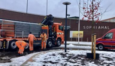 Meerdere sporthallen dicht vanwege sneeuw en regen op het dak - Rijnmond