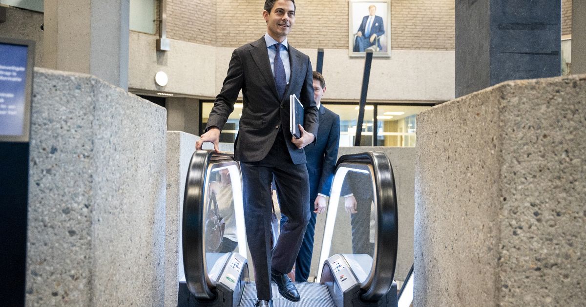 Lopend Vuur: Een minderheidskabinet is op dit moment de beste optie - RTV Noord