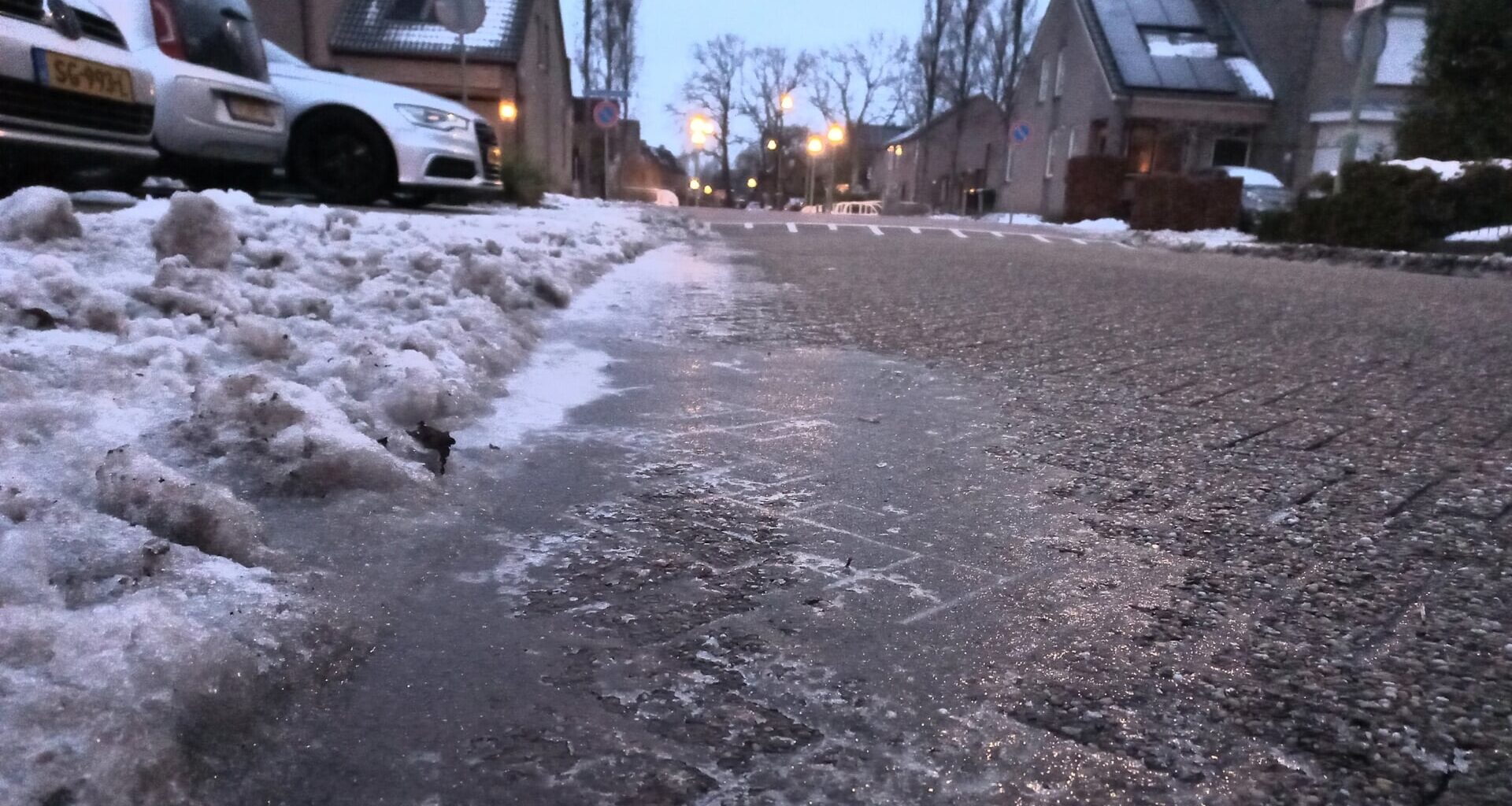 Gemeente Barneveld: ‘Maandag verder met schoonmaken van de wijken’ - Barneveldse Krant