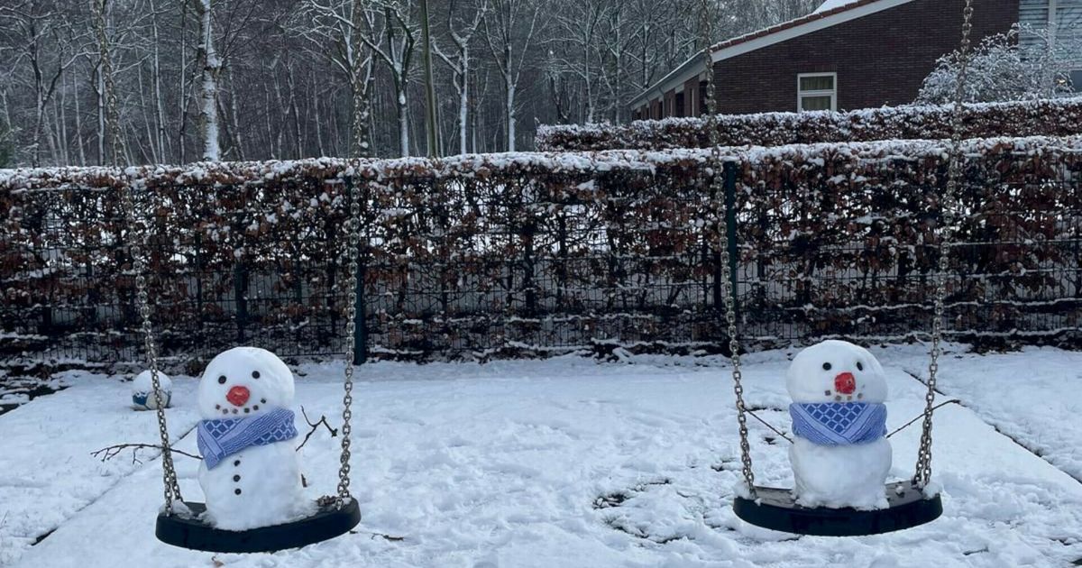 Sneeuwpoppen hebben het naar hun zin in Drenthe, gevoelstemperatuur morgen naar -15 - RTV Drenthe