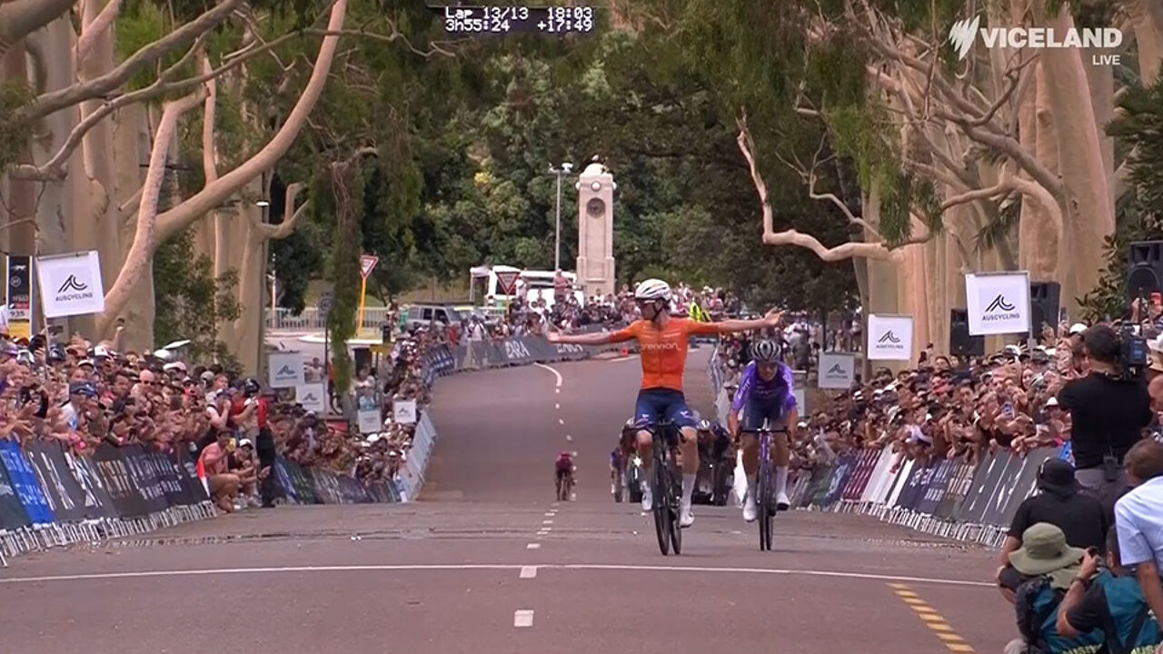 Jayco-AlUla flatert op Australisch kampioenschap, continentale renner pakt titel