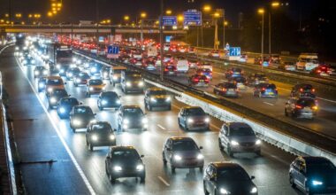 Ongelukken en drukte zorgen voor chaos op A4 - Omroep West