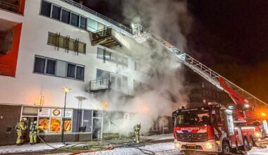 112-nieuws: Man opgepakt voor pinnen met gestolen pas | Explosies bij dönerzaak Amersfoort - RTV Utrecht