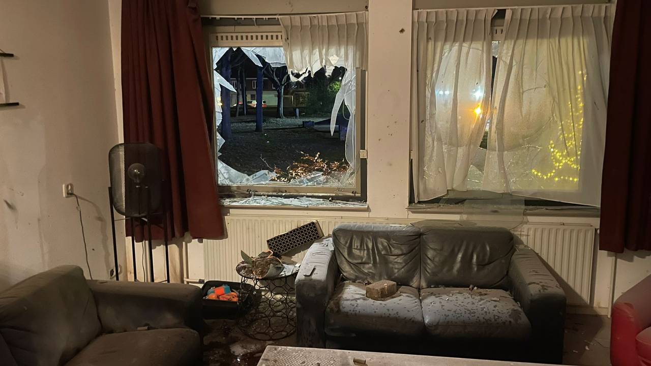 De ingegooide ramen (privéfoto).