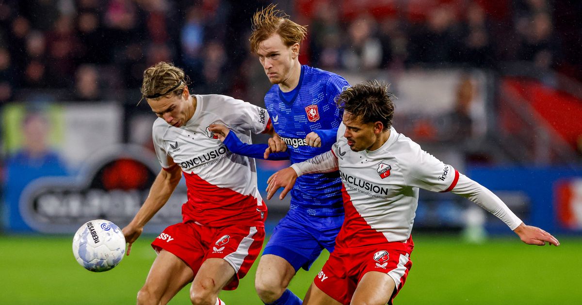 FC Utrecht door FC Twente uit bekertoernooi geknikkerd: 'Krijg de tranen in mijn ogen van die tegengoals' - RTV Utrecht