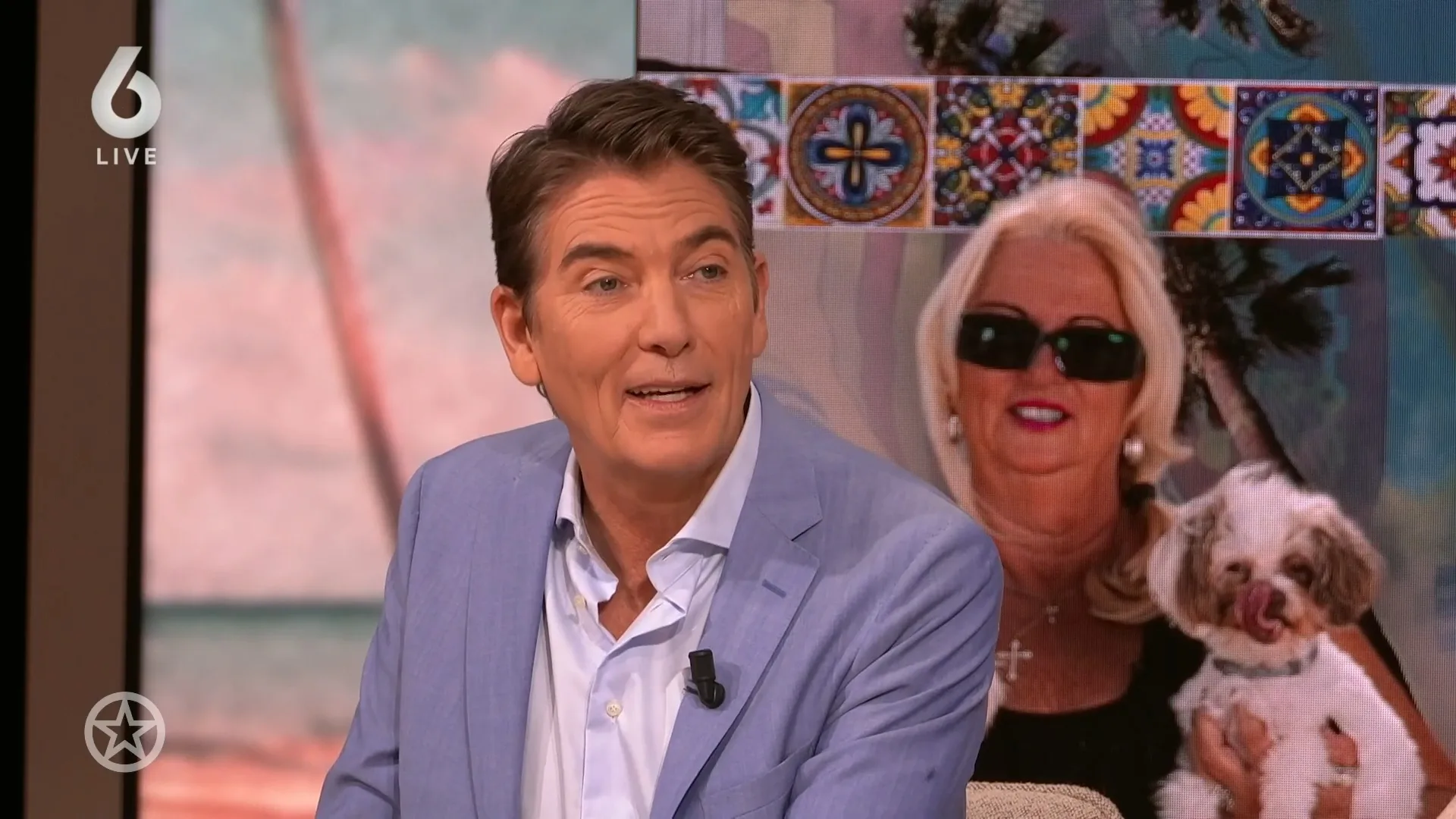 Denise vertelt over verzoeningspoging Mike en zijn moeder Monique