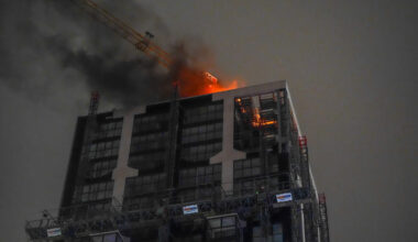 Brand op het dak van nieuwe woontoren - Studio 040