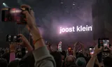 Joost Klein tijdens zijn optreden.