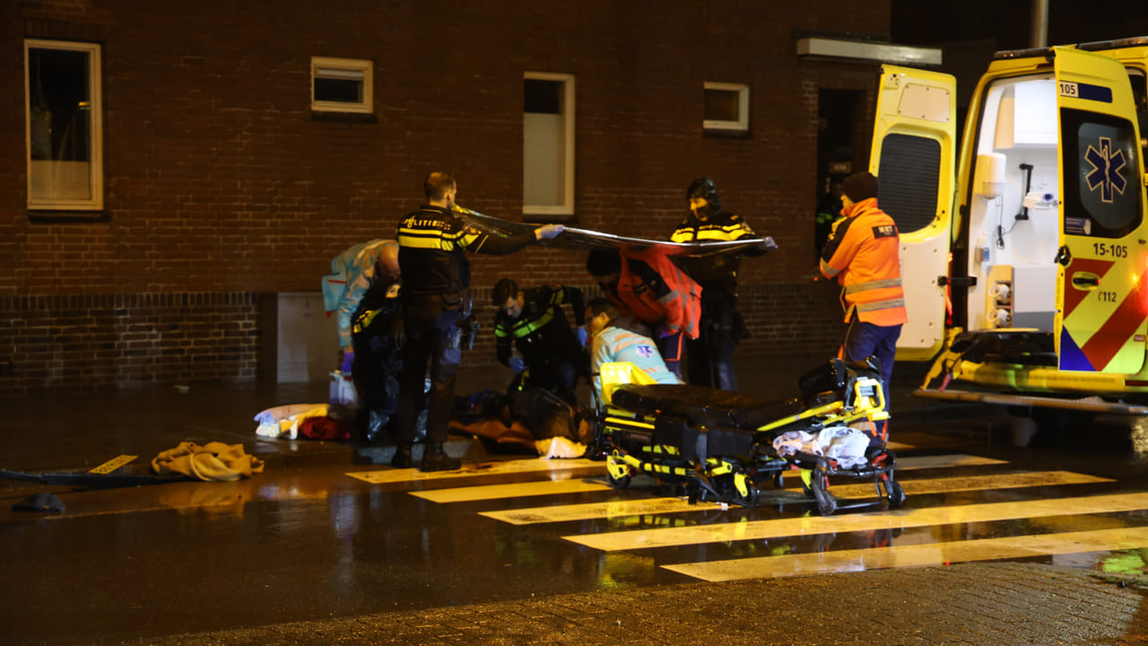 Fietser geschept op rotonde in 's-Gravenzande - WOS Media