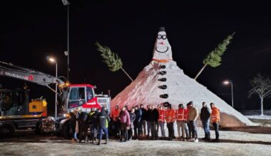 Staphorst pakt nationaal record met sneeuwpop van 12 meter: 'Fantastisch'