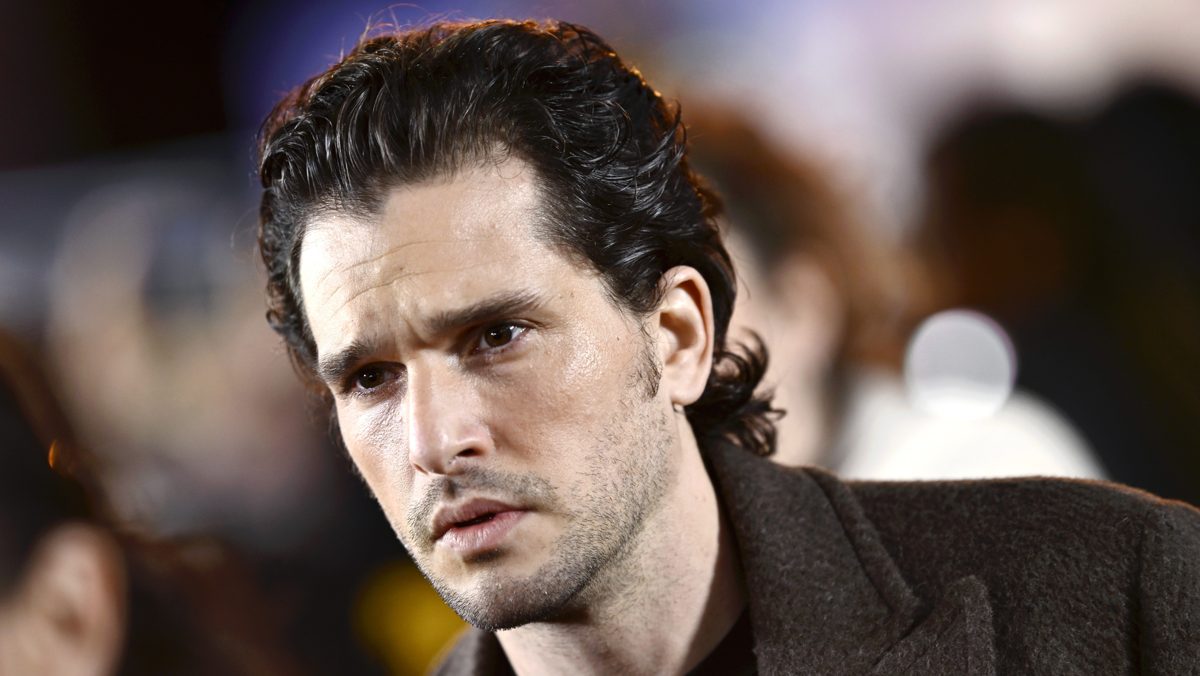 ‘Hoe durf je?’ – Jon Snow-acteur Kit Harington haalt uit naar de petitie uit 2019 die eiste dat HBO het laatste seizoen van Game of Thrones zou remaken ‘met competente schrijvers’