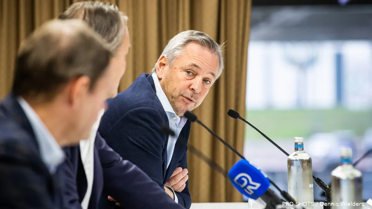 Geen koerswijziging volgens Van Bodegom: "Je doet soms dingen in een andere mix"