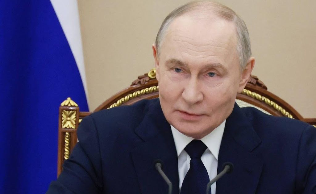 Welingelichte Kringen - Nieuws van overal: minder lezen, meer weten