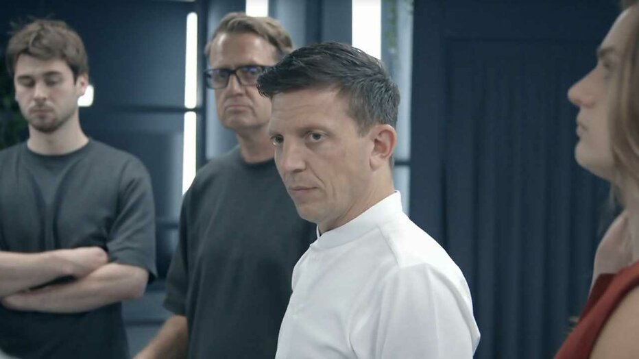 Dit programma vervangt Hunted op de maandagavond