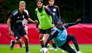 Contractverlenging Ajax-talent in zicht, maar nog prematuur: 'Ze zijn nog bij het eerste voorstel'