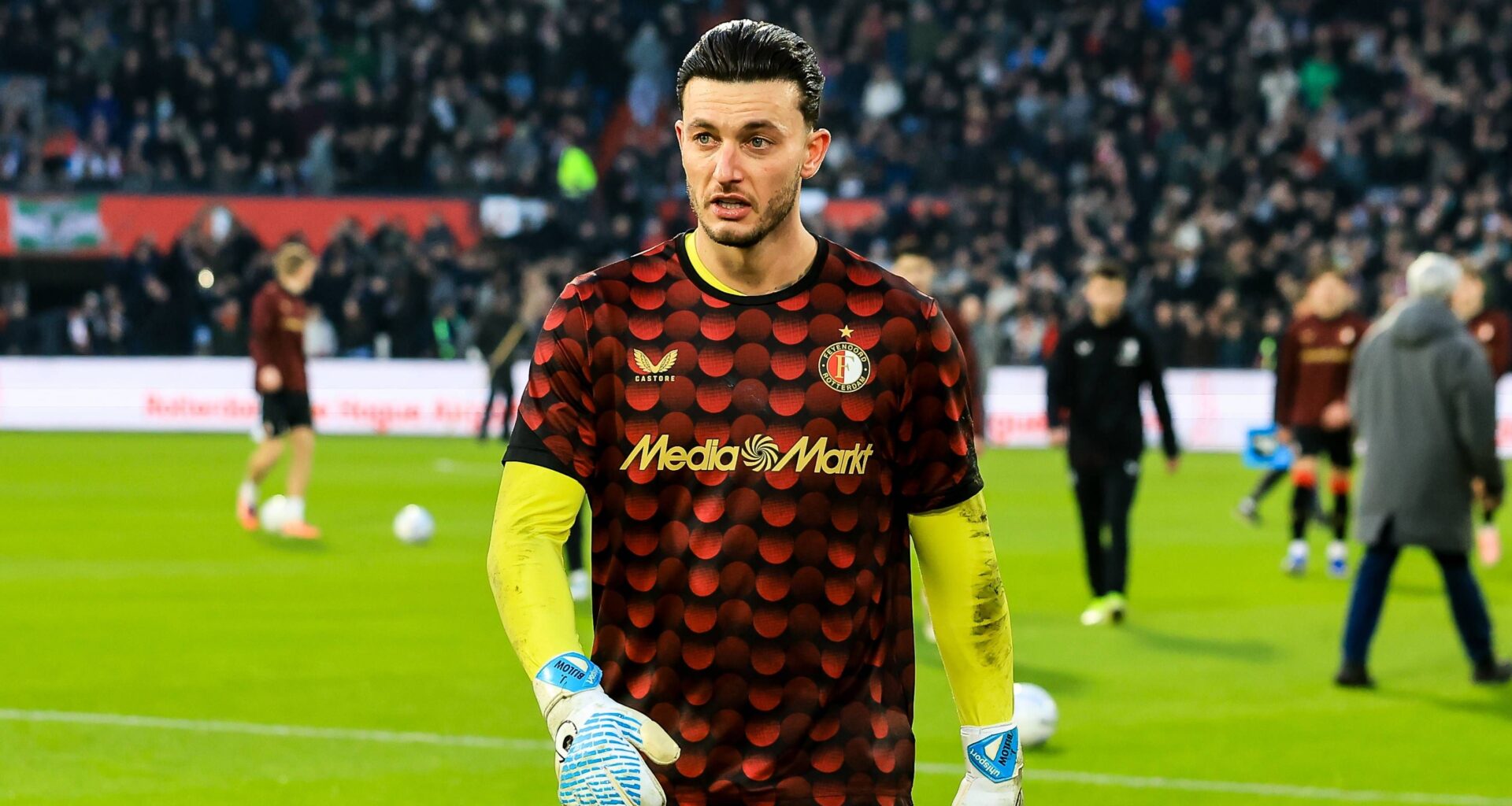 Dit is transfersom die Feyenoord kan overhouden aan Justin Bijlow