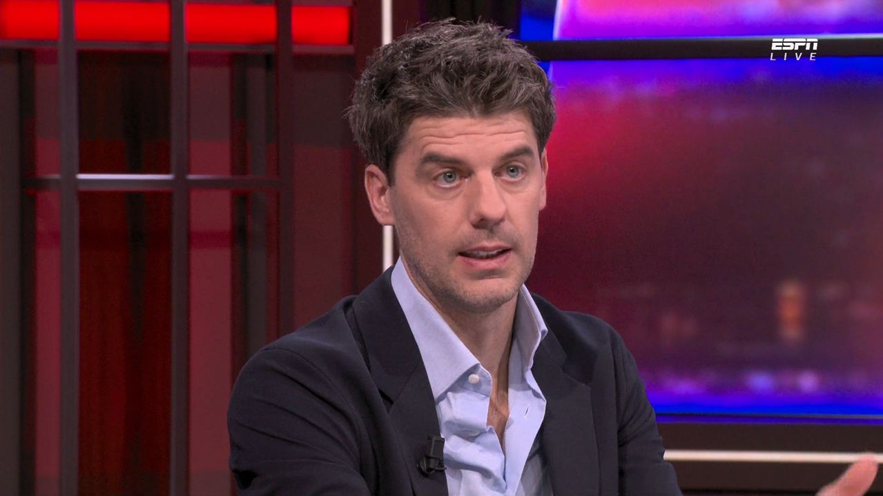 Kees Kwakman luidt de noodklok: 'Hij is geen schim van zichzelf, mentaal is hij op'