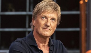 Wim Kieft krijgt dilemma voorgeschoteld: 'Studio Voetbal of Vandaag Inside?'