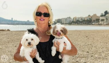 Monique Hansler haalt uit naar Antine en Denise: 'Schandalig'