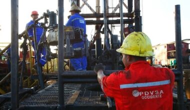 'Eerste oliedeal vanuit Venezuela gaat naar campagnedonor Trump'