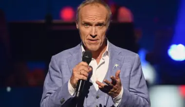 Stef Bos maakt zich zorgen om zijn kinderen: 'Gewend aan oorlog'