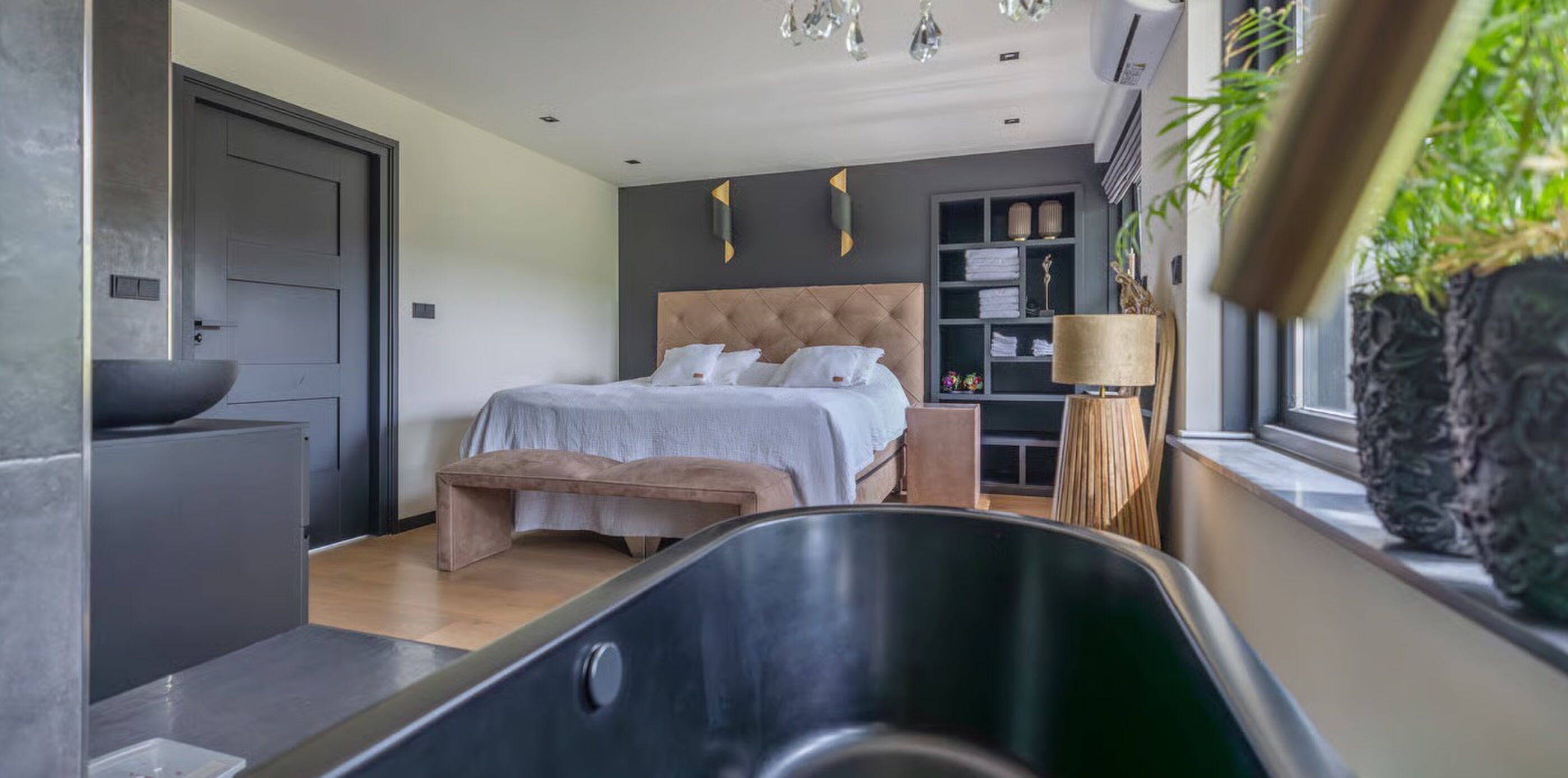 De vermeende villa van Jake Paul en Jutta Leerdam in Drogeham