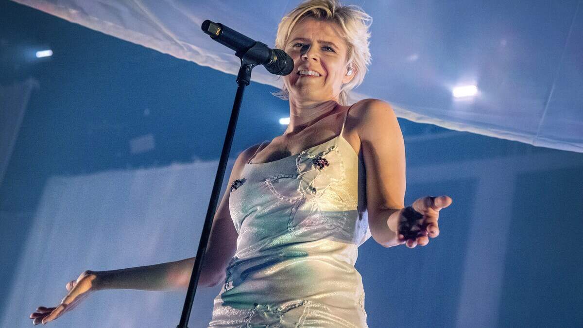 Na acht jaar complete radiostilte dropt Robyn nieuwe plaat: wie is de ‘queen of sad bangers’?