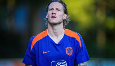 Foto: ‘Weghorst maakt Eredivisie-transfer, fans vieren feest’