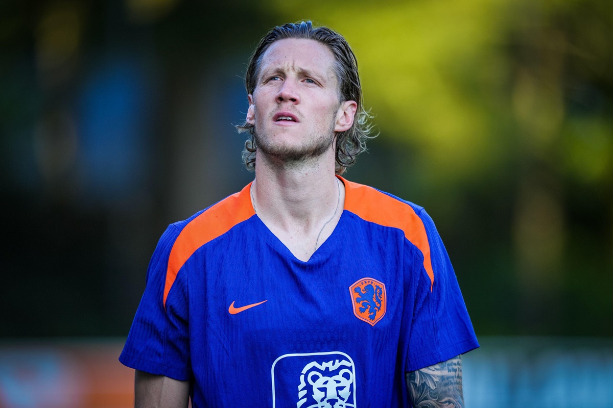 Foto: ‘Weghorst maakt Eredivisie-transfer, fans vieren feest’