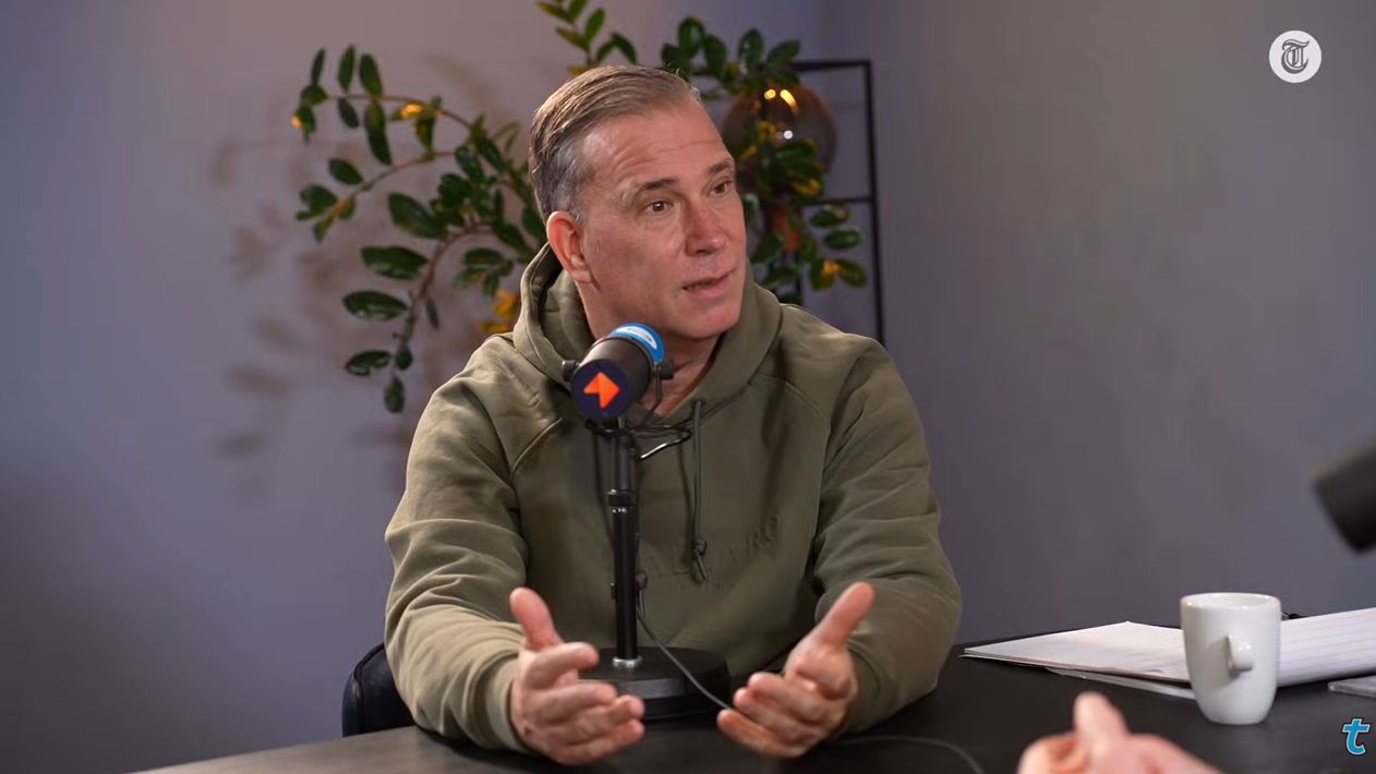 Mike Verweij maakt gehakt van 'uitvinder' die zichzelf Feyenoord ooit ziet trainen