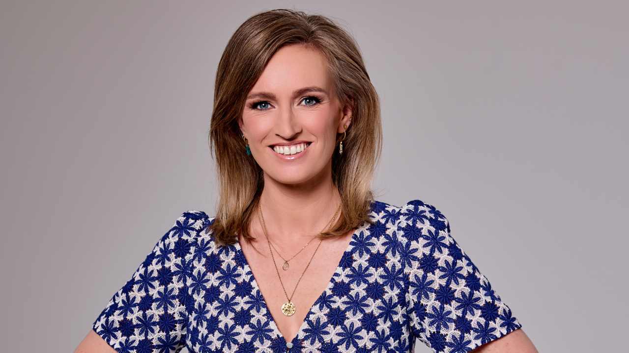 Hart van Nederland-presentatrice Nikki Herr in verwachting van een tweeling