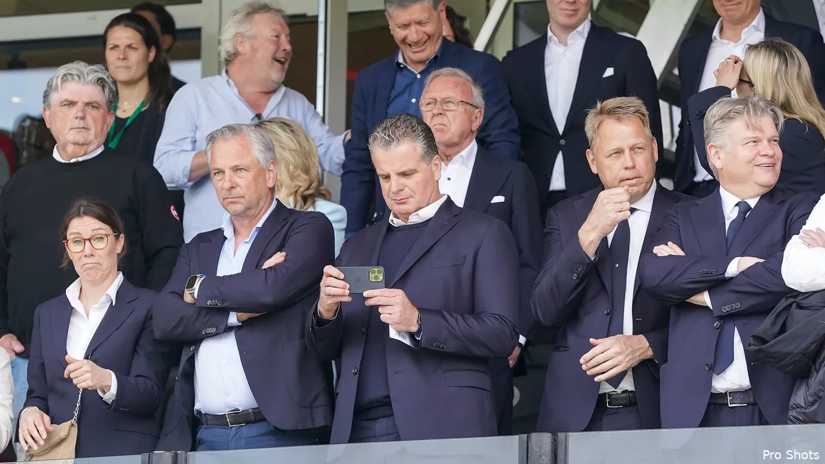 'Feyenoord heeft goede hoop op Rigaux en Eenhoorn, positie Smorenburg wankelt'