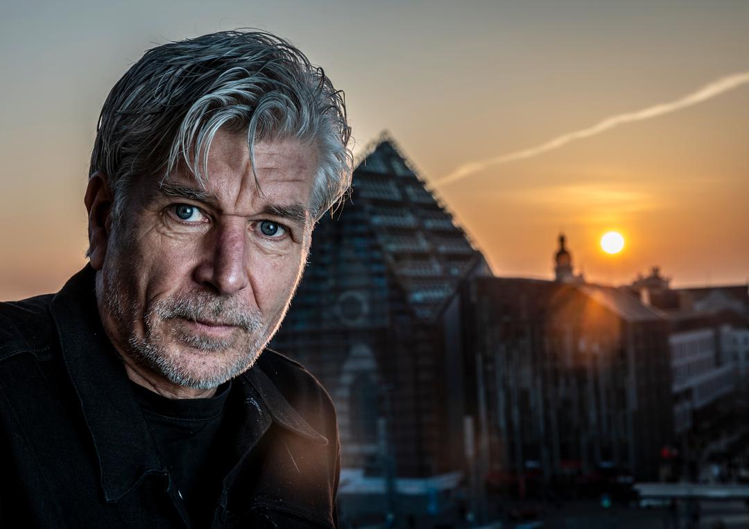 Karl Ove Knausgård vinner Aschehougprisen 2025