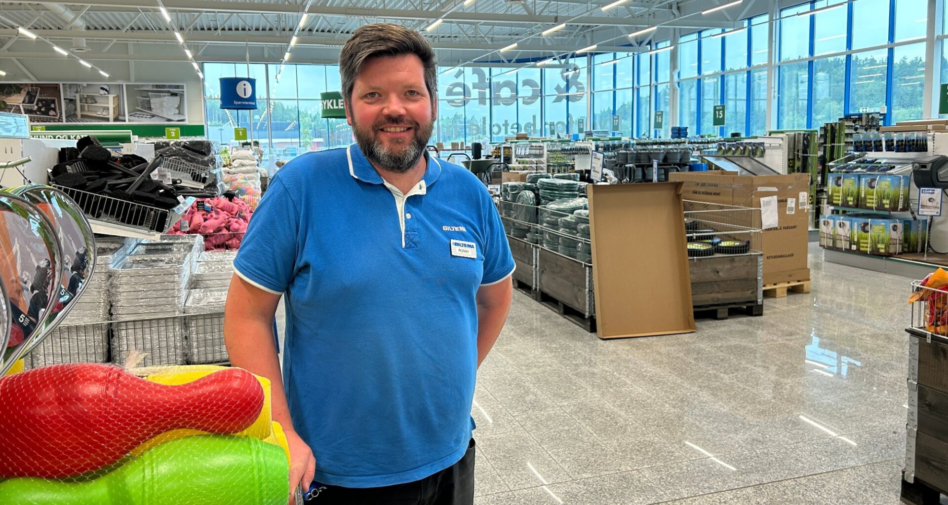 Økonomi og næringsliv, Arbeidsliv | Stort trykk: – Som å skru på en bryter